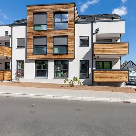 Carla Mit Sauna Und Balkon شقة